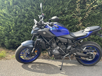 YAMAHA MT-07