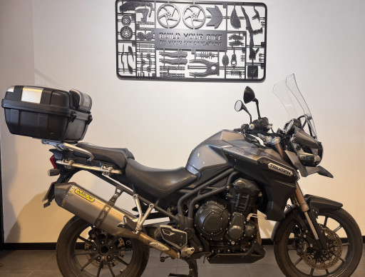 TRIUMPH TIGER 1200 EXPLORER