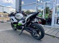 KAWASAKI Ninja 7 Hybrid