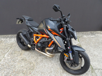 KTM 1390 SUPER DUKE R EVO