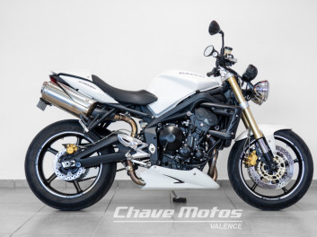 TRIUMPH - STREET TRIPLE