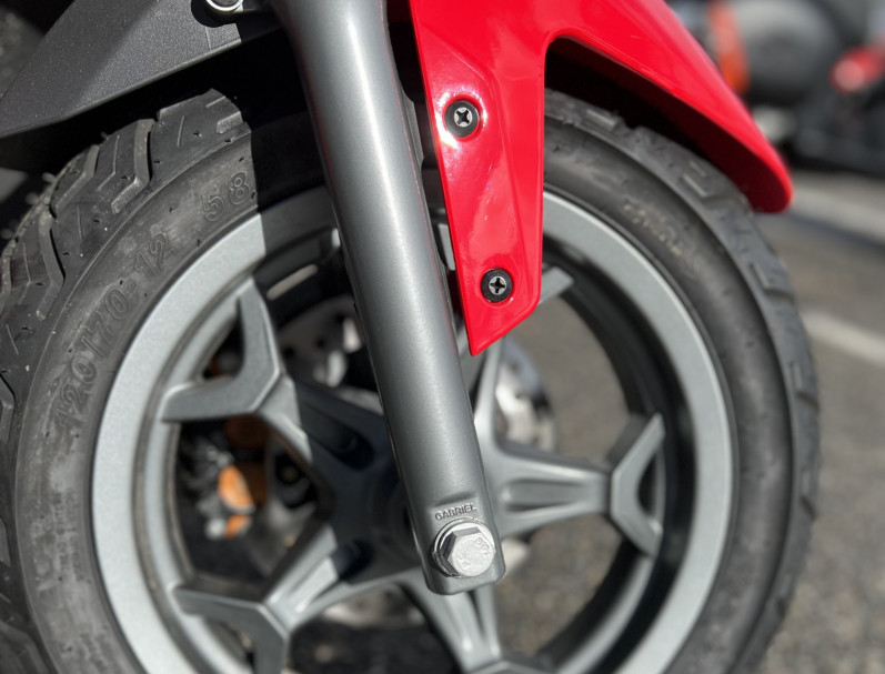 APRILIA SXR 