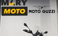 MOTO GUZZI V85 TT TRAVEL 