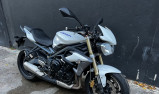 TRIUMPH STREET TRIPLE 675