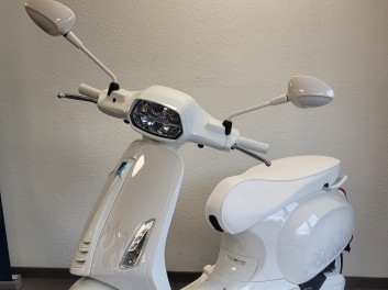 VESPA SPRINT 125 SERIE SPECIAL