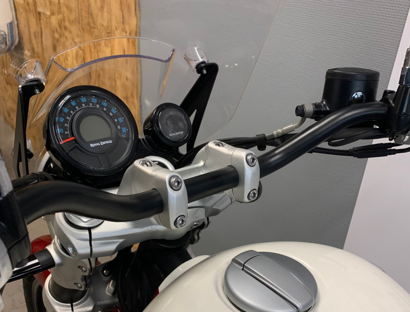 ROYAL ENFIELD SUPER METEOR 650 Celestial Red