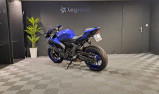 YAMAHA R7