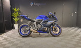 YAMAHA R7