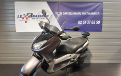 YAMAHA X-MAX 125