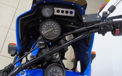 YAMAHA TDR 240