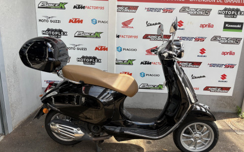 VESPA PRIMAVERA 50