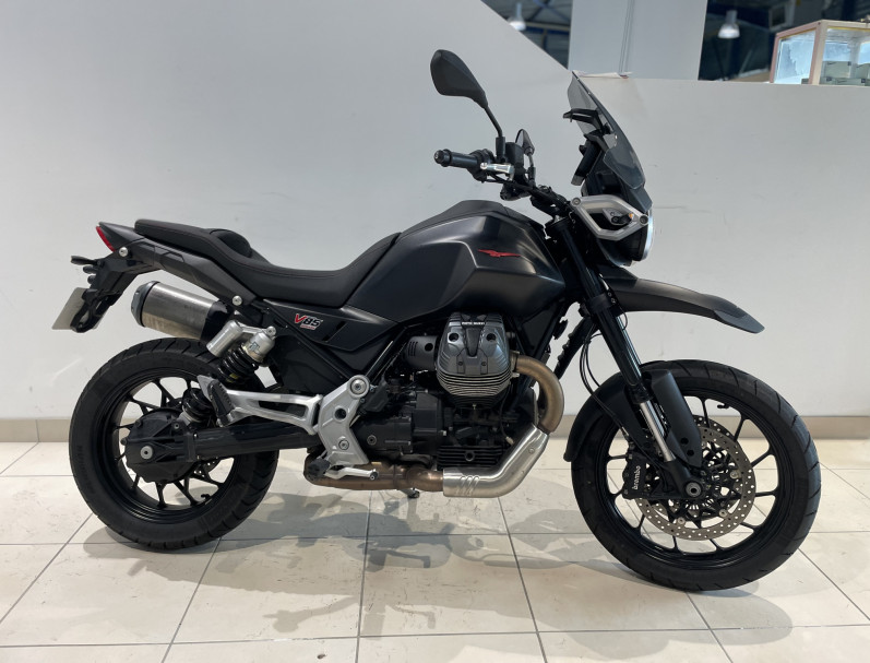 MOTO GUZZI V85 Strada
