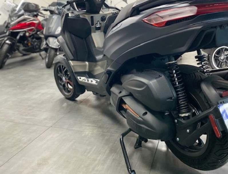 PIAGGIO MP3 530 HPE EXCLUSIVE