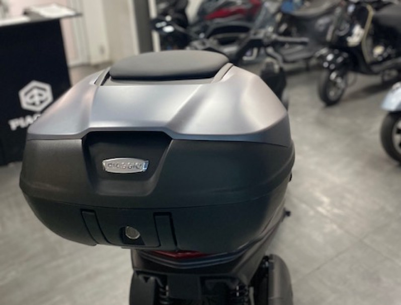 PIAGGIO MP3 530 HPE EXCLUSIVE