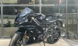 YAMAHA R7