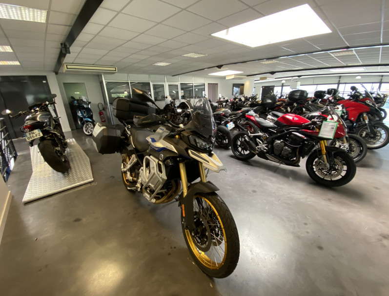 VOGE DS900x