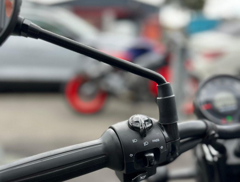 ROYAL ENFIELD HNTR 350 DAPPER GREY