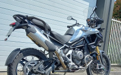 TRIUMPH TIGER 1200 RALLY PRO VALISES OFFERTES + 1200 EUROS D