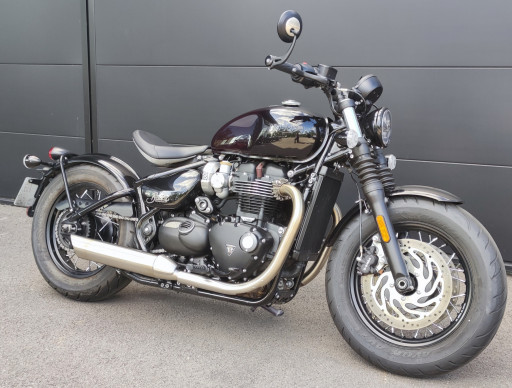 TRIUMPH Bonneville Bobber 1200 Edition Stealth