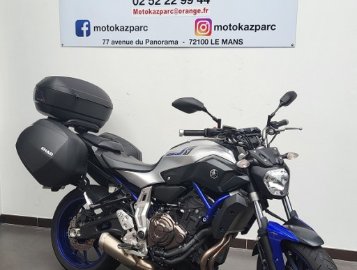 YAMAHA MT-07 REVISE ET GARANTIE 12 MOIS VALISES TOP CASE