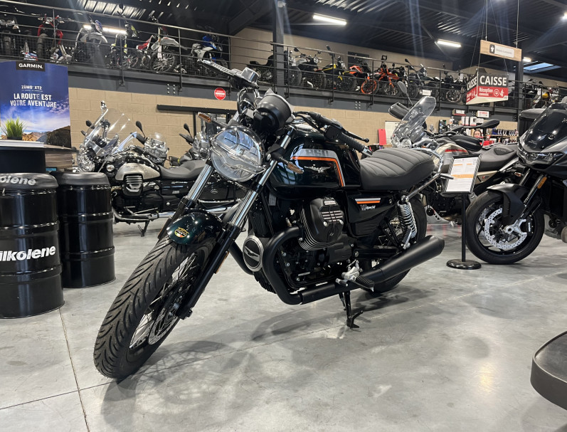 MOTO GUZZI V7 SPECIAL