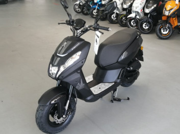Scooter PEUGEOT STREET ZONE 50