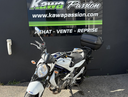 SUZUKI GLADIUS 650
