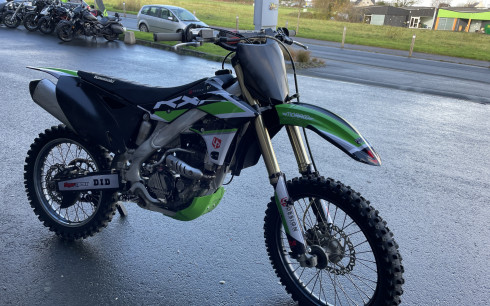 KAWASAKI KXF 250