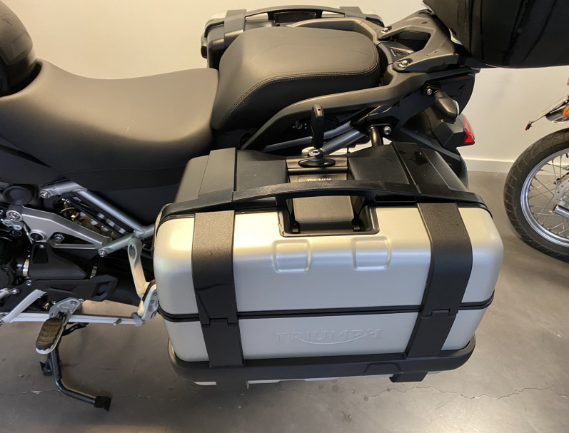 TRIUMPH TIGER 1200 EXPLORER