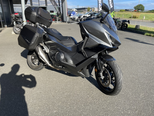 HONDA NSS FORZA 750
