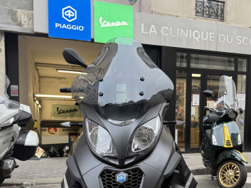 PIAGGIO MP3 500 HPE SPORT ABS ASR GARANTIE 6 MOIS NOIR MAT TRES BON ETAT CRIT