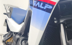 HONDA XL750 TRANSALP TRICOLORE COMME NEUF REVISE ET GARANTIE