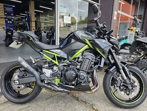KAWASAKI Z 900