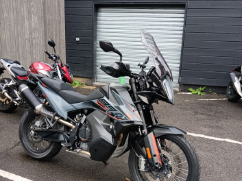KTM 890 ADVENTURE