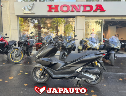 Honda PCX 125 DX - 499KM - ETAT NEUF -3490€ - NOIR MAT - MEC 03/2025 - REF HC659PZ