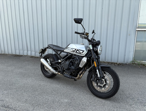 BRIXTON CROSSFIRE 500 / REVISEE 
