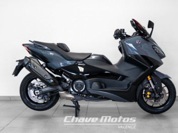 YAMAHA - XP 560  T-MAX TECH MAX 560