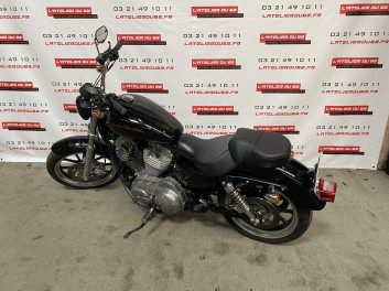 HARLEY-DAVIDSON SPORTSTER 883