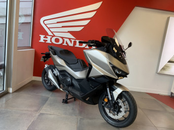 HONDA Forza 750 à partir de 199€/mois