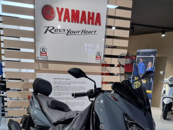 YAMAHA XMAX 125 TECH MAX