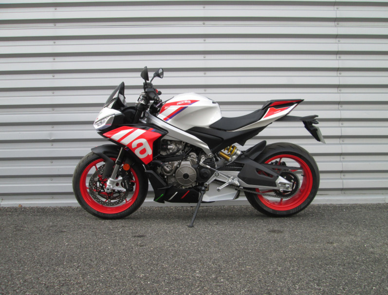 APRILIA TUONO 660 FACTORY