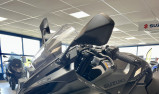 SUZUKI GSX-8R