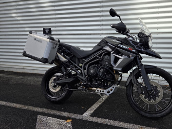 TRIUMPH TIGER 800 XCX