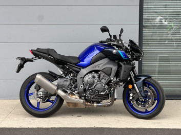 YAMAHA MT-10