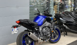 YAMAHA MT-10