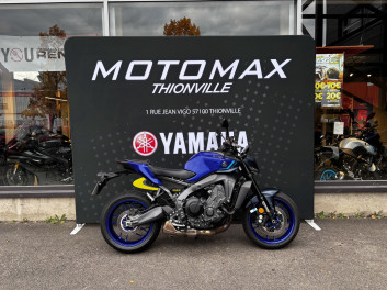 YAMAHA MT-09