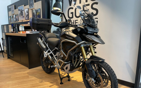 TRIUMPH TIGER 1200 RALLY EXPLORER - 2900 KMS - FEVRIER 2025