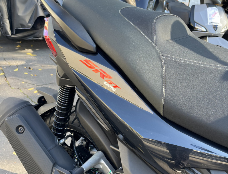 APRILIA SR-GT 125