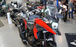 SUZUKI DL V-STROM 1050