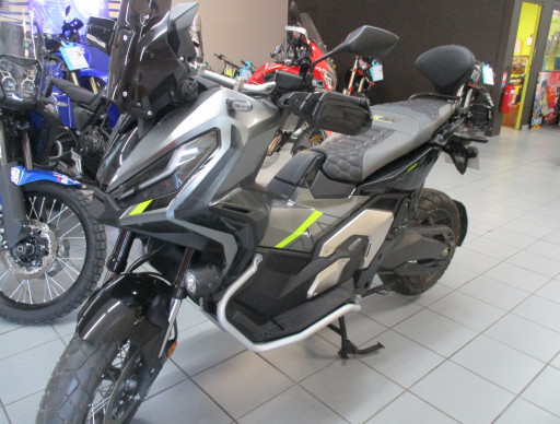 HONDA X-ADV